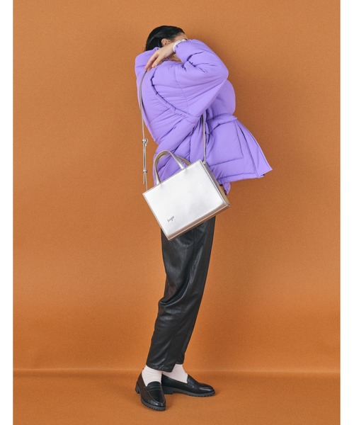 Laugoa(ラウゴア)の「RUUT 2WAY トートバッグ(トートバッグ・レディース・ブラック/ベージュ/シルバー・9)」の16枚目の写真