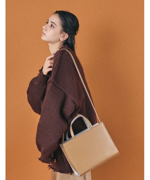 Laugoa(ラウゴア)の「RUUT 2WAY トートバッグ(トートバッグ・レディース・ブラック/ベージュ/シルバー・9)」の18枚目の写真