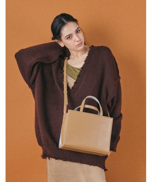 Laugoa(ラウゴア)の「RUUT 2WAY トートバッグ(トートバッグ・レディース・ブラック/ベージュ/シルバー・9)」の19枚目の写真