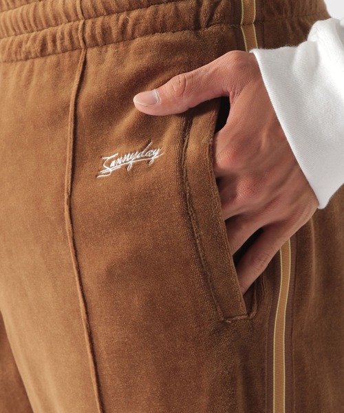 BAYFLOW（ベイフロー）の「WEB限定 ベロアトラックパンツ（その他パンツ・メンズ・ダークブラウン/チャコール・SMALL/MEDIUM/LARGE）」の15枚目の写真