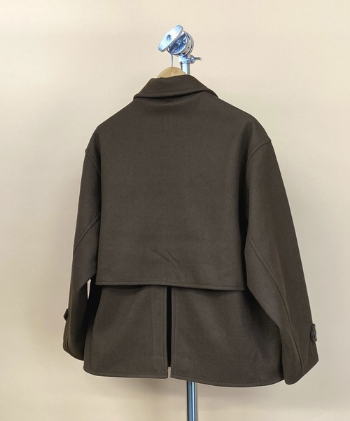 Beno（ビーノ）の「ウーリーテック ビッグシルエット ショート トレンチ ブルゾン（トレンチコート・メンズ・オリーブ/ブルーグレー/グレイッシュベージュ/ブラック/ブラウン・M/L）」の12枚目の写真