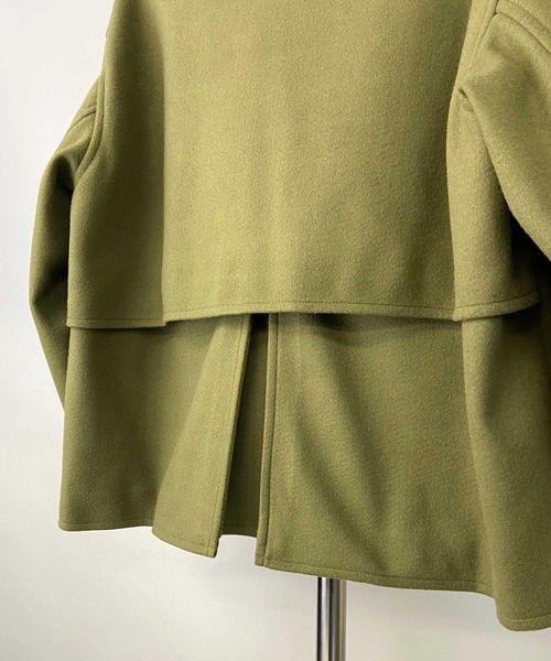 Beno（ビーノ）の「ウーリーテック ビッグシルエット ショート トレンチ ブルゾン（トレンチコート・メンズ・オリーブ/ブルーグレー/グレイッシュベージュ/ブラック/ブラウン・M/L）」の19枚目の写真