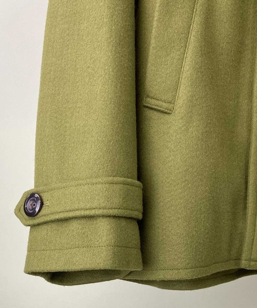 Beno（ビーノ）の「ウーリーテック ビッグシルエット ショート トレンチ ブルゾン（トレンチコート・メンズ・オリーブ/ブルーグレー/グレイッシュベージュ/ブラック/ブラウン・M/L）」の9枚目の写真