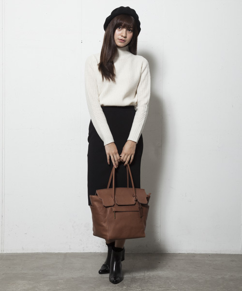 KIJIMA TAKAYUKI(キジマ タカユキ)の「KIJIMA TAKAYUKI ベレー帽(ハンチング/ベレー帽・レディース・ブラック/ライトグレー/ブルー・FREE)」の12枚目の写真