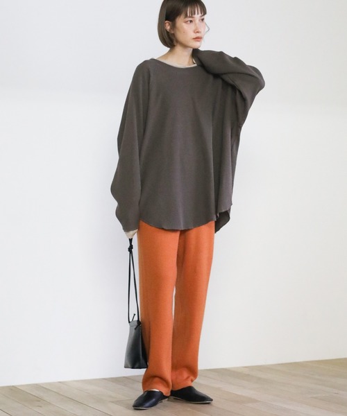 select MOCA(セレクトモカ)の「バックデザインワッフルラウンドトップス(Tシャツ/カットソー・レディース・オリーブ/ライトベージュ/チャコール・FREE)」の4枚目の写真