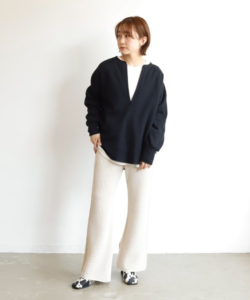 Auntie Rosa Holiday（アンティローザホリデー）の「ディープスリットスキッパーリブトップ（スウェット・レディース・ナチュラル/ピンク/ブラック/ベージュ・FREE）」の5枚目の写真