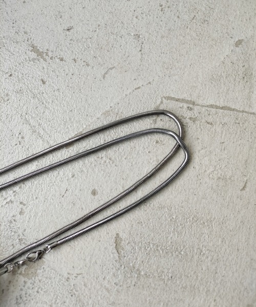 VACANCY（ヴァカンシー）の「スネークチェーンメタルバッグ（ショルダーバッグ・レディース・ブラック/シルバー・FREE）」の13枚目の写真