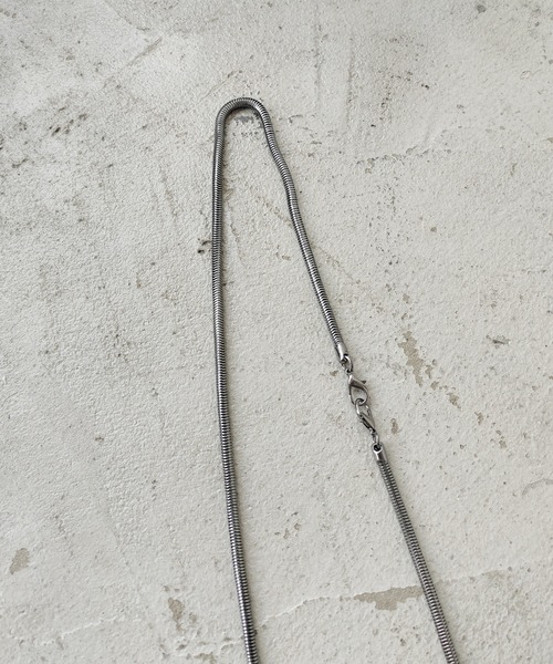 VACANCY（ヴァカンシー）の「スネークチェーンメタルバッグ（ショルダーバッグ・レディース・ブラック/シルバー・FREE）」の7枚目の写真