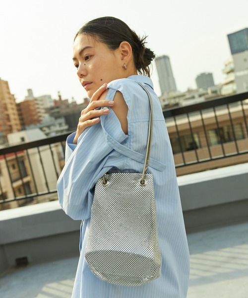 VACANCY（ヴァカンシー）の「スネークチェーンメタルバッグ（ショルダーバッグ・レディース・ブラック/シルバー・FREE）」の19枚目の写真