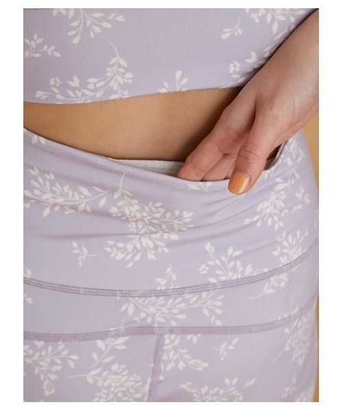 新品未開封 フルオブフラワー　ブラトップ、レギンスセット　M 新品未開封 フルオブフラワー ブラトップ、レギンスセット M