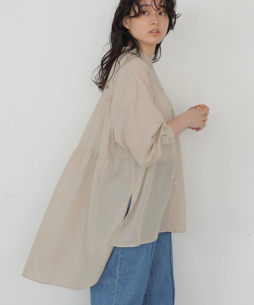 AMERICAN HOLIC（アメリカンホリック）の「バックティアードシアーシャツチュニック（シャツ/ブラウス・レディース・ブラック/オフホワイト/オレンジ/グレイッシュベージュ・FREE）」の3枚目の写真