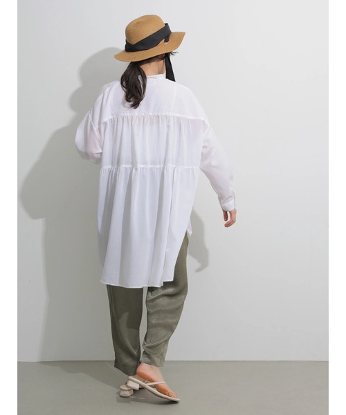 AMERICAN HOLIC（アメリカンホリック）の「バックティアードシアーシャツチュニック（シャツ/ブラウス・レディース・ブラック/オフホワイト/オレンジ/グレイッシュベージュ・FREE）」の19枚目の写真