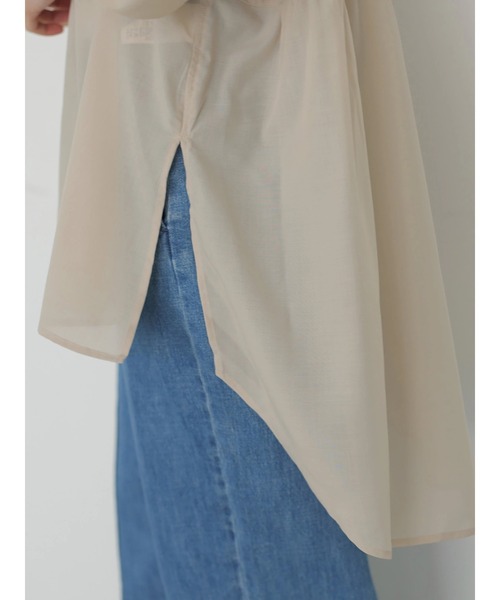 AMERICAN HOLIC（アメリカンホリック）の「バックティアードシアーシャツチュニック（シャツ/ブラウス・レディース・ブラック/オフホワイト/オレンジ/グレイッシュベージュ・FREE）」の9枚目の写真