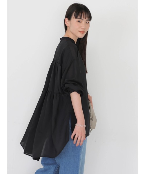 AMERICAN HOLIC（アメリカンホリック）の「バックティアードシアーシャツチュニック（シャツ/ブラウス・レディース・ブラック/オフホワイト/オレンジ/グレイッシュベージュ・FREE）」の11枚目の写真