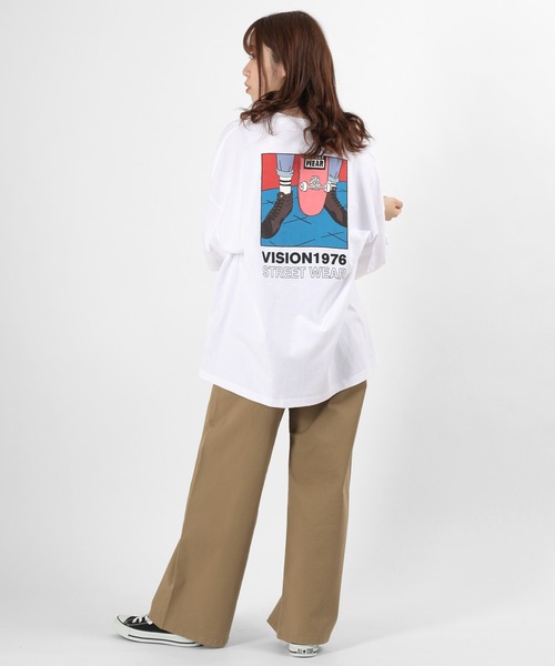 VISION STREET WEAR（ヴィジョンストリートウェア）の「【VISION STREET  WEAR/ヴィジョンストリートウェア】レトロイラスト シューズ＆スケートボード 半袖Tシャツ（Tシャツ/カットソー・メンズ・ホワイト/ブラック/ピンク・M/L/XL）」の21枚目の写真