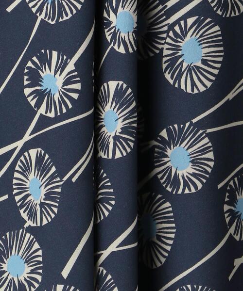 UNITED ARROWS（ユナイテッドアローズ）の「UGCC フラワー イレギュラー フレアスカート◆（スカート・レディース・ベージュ/ネイビー・40/38/36）」の17枚目の写真