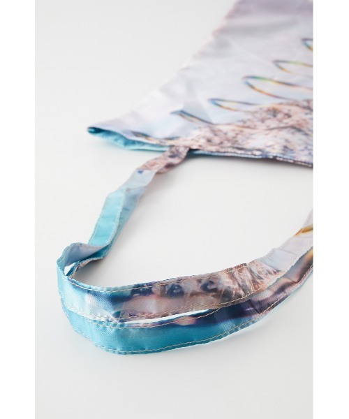 SLY（スライ）の「PHOTO SATIN BAG WITH CASE/フォトサテンバッグ（トートバッグ・レディース・ターコイズブルー/ブラック系その他2・FREE）」の14枚目の写真