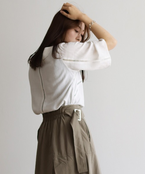 Lant Kalte(ラントカルテ)の「【Lant Kalte】バイオリネンはしごレースブラウス(シャツ/ブラウス・レディース・ホワイト/チャコールグレー/ベージュ・MEDIUM)」の5枚目の写真