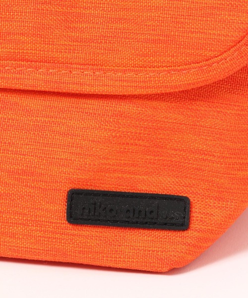 niko and...（ニコアンド）の「オリジナルエコバグセットミニメッセンジャーバッグ（メッセンジャーバッグ・メンズ・ブラック/ベージュ/オレンジ・0）」の6枚目の写真