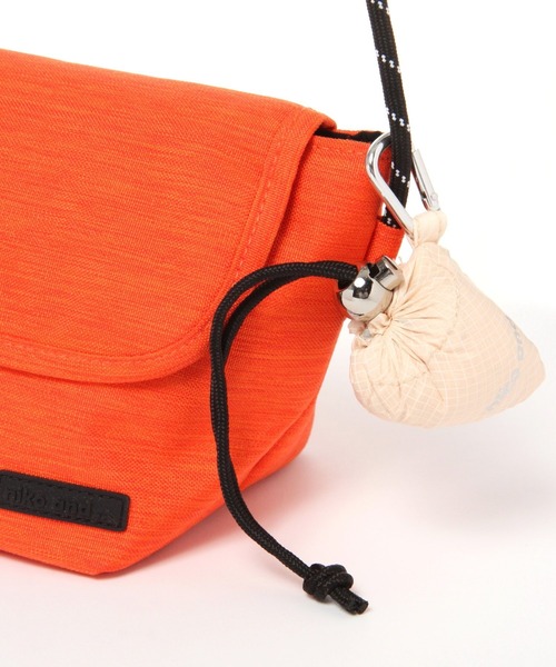 niko and...（ニコアンド）の「オリジナルエコバグセットミニメッセンジャーバッグ（メッセンジャーバッグ・メンズ・ブラック/ベージュ/オレンジ・0）」の9枚目の写真