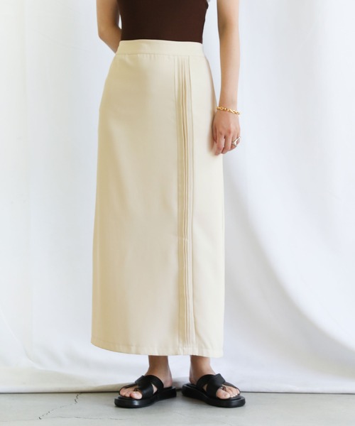 select MOCA(セレクトモカ)の「ピンタックニュアンスタイトスカート(スカート・レディース・アイボリー/ベージュ・SMALL/MEDIUM)」の2枚目の写真