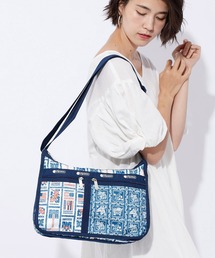 LeSportsac（レスポートサック）の「LeSportsac × reyn spooner  DELUXE EVERYDAY BAG　ラハイナセイラーミックス（ショルダーバッグ・キッズ）」