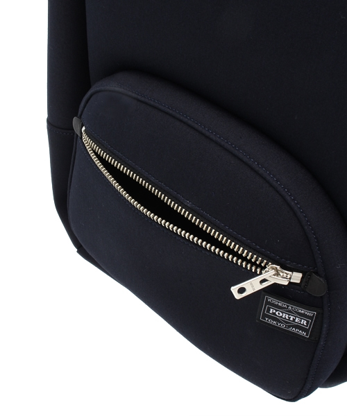 PORTER（ポーター）の「PORTER GIRL URBAN DAY PACK SMALL <B印 YOSHIDA SELECT>（バックパック/リュック・メンズ・グレー/ネイビー・ONE SIZE）」の16枚目の写真