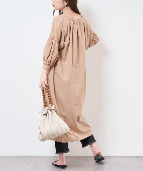 natural couture（ナチュラルクチュール）の「【サスティナブル素材】オーガニックコットンたっぷりギャザーおしゃれワンピース（ワンピース・レディース・ベージュ/オフホワイト/ピンク/グリーン系その他/スミクロ・FREE）」の17枚目の写真