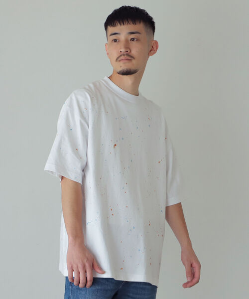 BEAMS（ビームス）の「BEAMS / ルーズ スプラッシュ Tシャツ（Tシャツ/カットソー・メンズ・ホワイト/キナリ・SMALL/MEDIUM/LARGE/X-LARGE）」の2枚目の写真