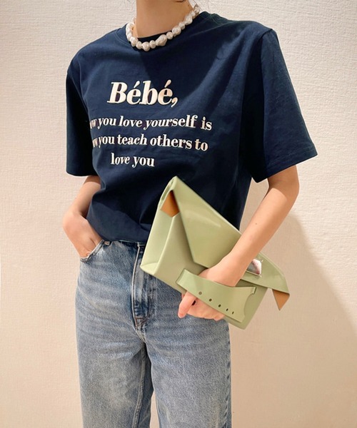 JUNOAH(ジュノア)の「刺繍ロゴTシャツ(Tシャツ/カットソー・レディース・ホワイト/ブラック/ネイビー/グレー/ピンク・FREE)」の4枚目の写真