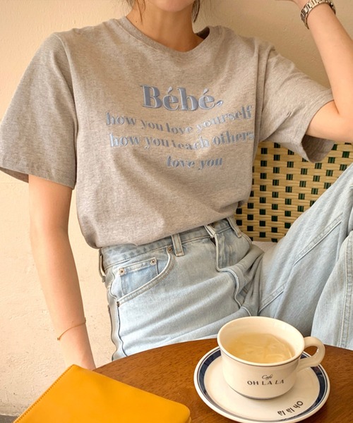 JUNOAH(ジュノア)の「刺繍ロゴTシャツ(Tシャツ/カットソー・レディース・ホワイト/ブラック/ネイビー/グレー/ピンク・FREE)」の12枚目の写真