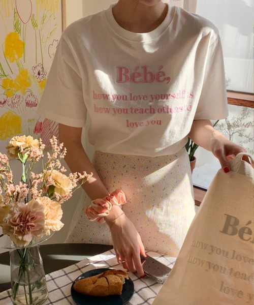 JUNOAH(ジュノア)の「刺繍ロゴTシャツ(Tシャツ/カットソー・レディース・ホワイト/ブラック/ネイビー/グレー/ピンク・FREE)」の14枚目の写真