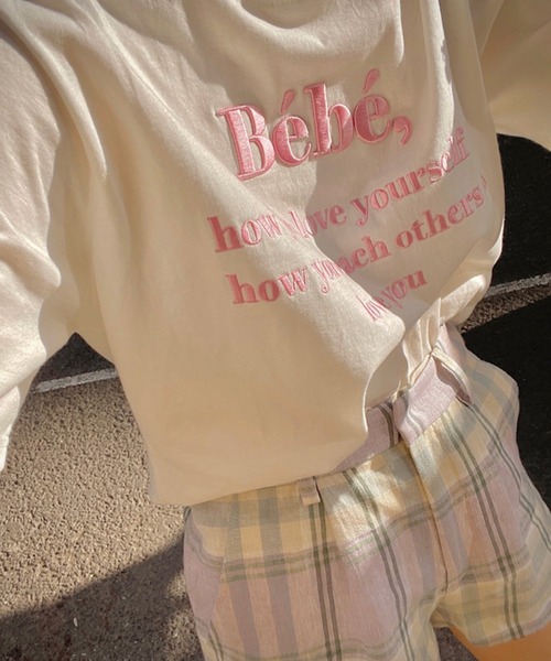 JUNOAH(ジュノア)の「刺繍ロゴTシャツ(Tシャツ/カットソー・レディース・ホワイト/ブラック/ネイビー/グレー/ピンク・FREE)」の17枚目の写真