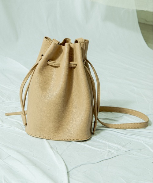 ANGIE(アンジー)の「2way巾着BAG(ショルダーバッグ・レディース・ブラック/ベージュ/ブラウン・FREE)」の14枚目の写真