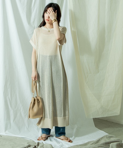 ANGIE(アンジー)の「2way巾着BAG(ショルダーバッグ・レディース・ブラック/ベージュ/ブラウン・FREE)」の4枚目の写真