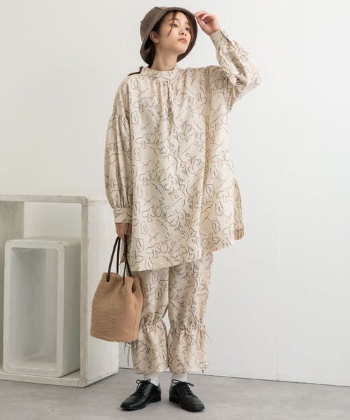 POU DOU DOU（プードゥドゥ）の「線画プリント裾ドロストパンツ（その他パンツ・レディース・ダークグレー/キナリ・3）」の18枚目の写真