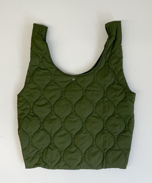 CANAL JEAN(キャナルジーン)の「RVCA(ルーカ) キルティングショッパー/BB042-966(エコバッグ/サブバッグ・レディース・ブラック/モスグリーン・ONE SIZE)」の7枚目の写真