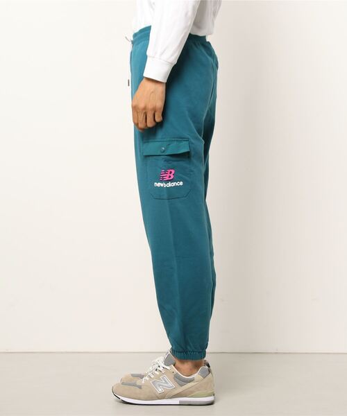 NEW BALANCE(ニューバランス)の「NB Athletics Clash スウェットパンツ(スウェットパンツ・メンズ・ネイビー/グリーン・SMALL/MEDIUM/LARGE/X-LARGE)」の4枚目の写真