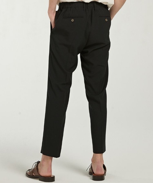 LIDNM（リドム）の「TAPERED ANKLE SLACKS（スラックス・メンズ・ライトグレー/ブラック・SMALL/MEDIUM）」の8枚目の写真