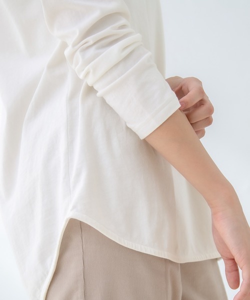 Honeys（ハニーズ）の「チュニックＴシャツ（その他トップス・レディース・ベージュ/ダークカーキ/オフホワイト/ブラック・LL/L/S/M）」の17枚目の写真