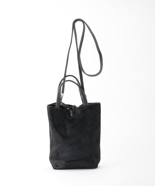 MARLON FIRENZE（マーロンフィレンツェ）の「【MARLON/マルロン】 SHOPPER MINI HALF PONY：バッグ◆（ショルダーバッグ・レディース・ブラック/キャメル/ベージュ・FREE）」の4枚目の写真