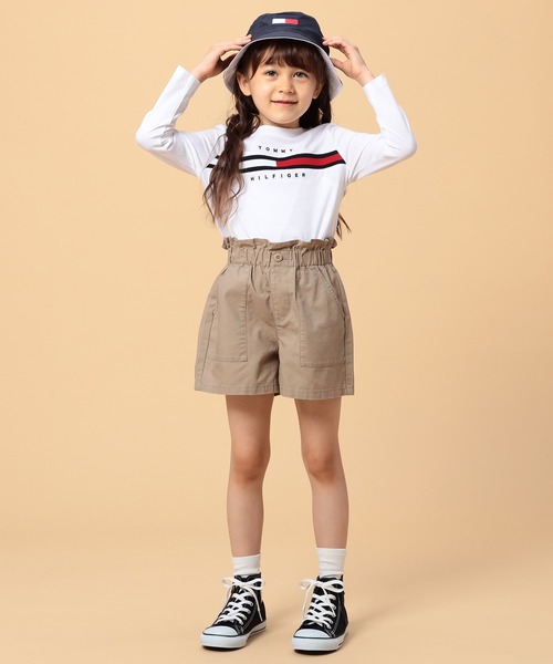 TOMMY HILFIGER(トミーヒルフィガー)の「【90~170㎝展開】ロゴロングスリーブTシャツ(Tシャツ/カットソー・キッズ・レッド/グリーン/ホワイト/ネイビー/マルチ/ネイビー系2/ブルー/ホワイト系2/オフホワイト/レッド系その他/ホワイト系3/グレー・90cm/110cm/100cm/120cm/130cm/140cm/150cm/160cm/170cm/80cm/70cm)」の17枚目の写真