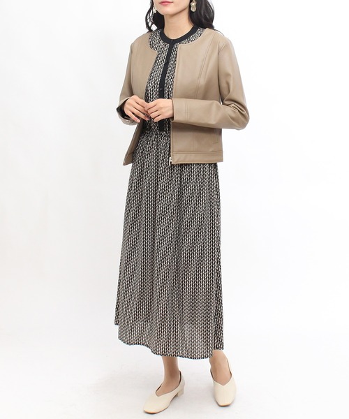 TRUDEA(トルディア)の「エコレザーブルゾン(ブルゾン・レディース・ブラック/ベージュ/アイボリー・MEDIUM/LARGE)」の18枚目の写真