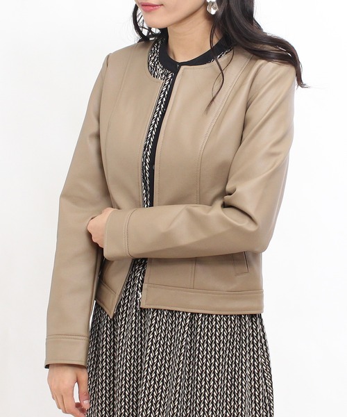 TRUDEA(トルディア)の「エコレザーブルゾン(ブルゾン・レディース・ブラック/ベージュ/アイボリー・MEDIUM/LARGE)」の16枚目の写真