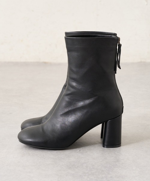 Lui's（ルイス）の「センターステッチラウンドトゥショートブーツ（ブーツ・レディース・ブラック/アイボリー・23cm/24cm/25cm）」の12枚目の写真