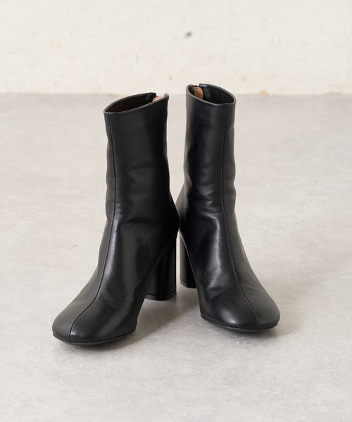 Lui's（ルイス）の「センターステッチラウンドトゥショートブーツ（ブーツ・レディース・ブラック/アイボリー・23cm/24cm/25cm）」の14枚目の写真