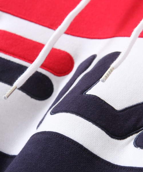 FILA（フィラ）の「【FILA】 バイカラープルパーカー（パーカー・レディース・ブラック/ダークグリーン/ネイビー・MEDIUM/LARGE/X-LARGE）」の20枚目の写真