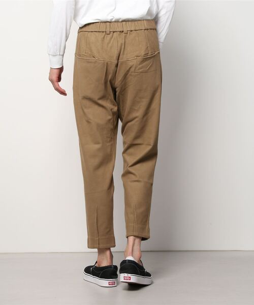 C DIEM(カルペディエム)の「C DIEM(カルペディエム)ツータックストレッチコーデュロイパンツ(その他パンツ・メンズ・ブラック/キャメル・M/L/S)」の4枚目の写真