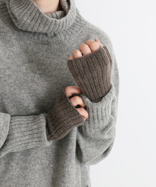 IENA(イエナ)の「【Johnstons/ジョンストンズ】カシミアリブリストウォーマー◆(手袋・レディース・グレー/グレー系その他/ブラウン系その他/ブラウン系その他2・FREE)」の15枚目の写真