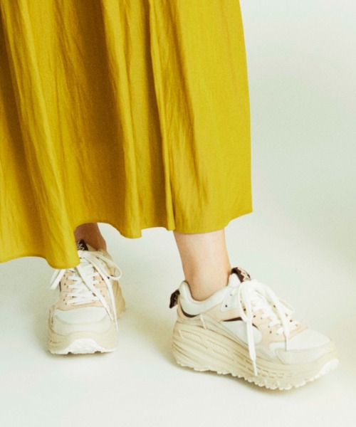 UGG（アグ）の「別注モデル【UGG for emmi】W CA805（スニーカー・レディース・ベージュ・22.5/24/24.5/25/23/23.5）」の9枚目の写真